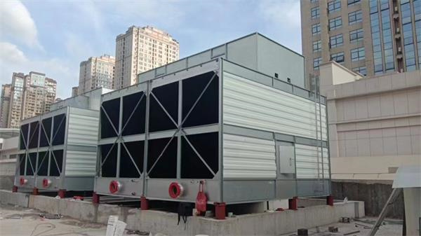 閉式冷卻塔價(jià)格比開(kāi)式塔多一點(diǎn)，但是優(yōu)點(diǎn)卻不止多一點(diǎn),閉式冷卻塔生產(chǎn)廠(chǎng)家電話(huà)